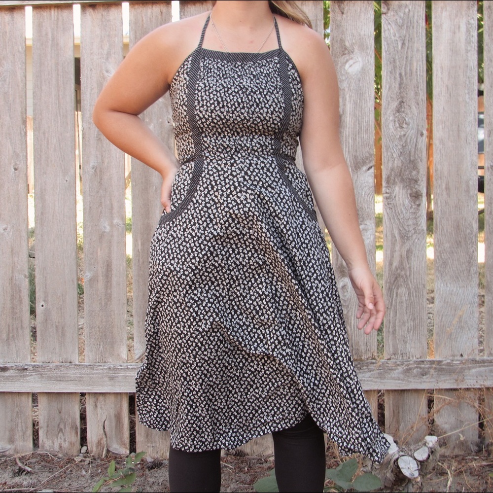 Floral Sundress w/POCKETS